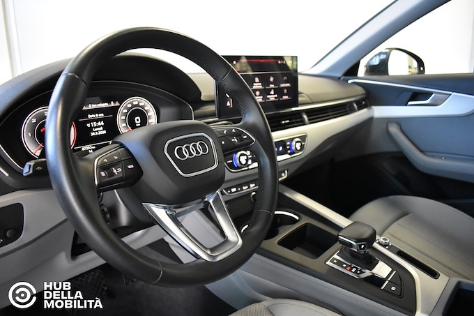 AUDI A4 Avant 35 TDI/163 CV S tronic Business Advanced